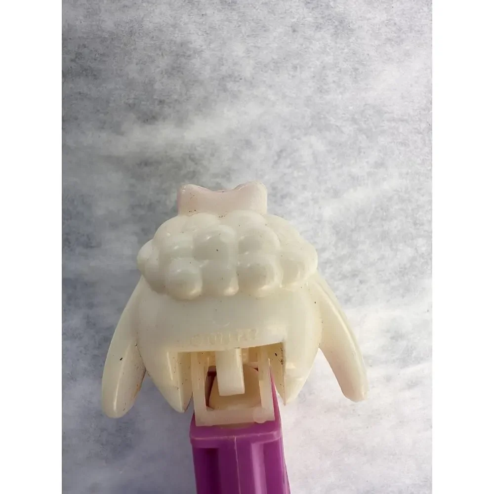 D17 Vintage PEZ Dispensers Lamb Sheep Pink Stem 1978 Slovenia Lot of 4